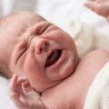 11933 1 الغازات عند الرضع- علاج غازات الطفل حديث الولادة ام عشق